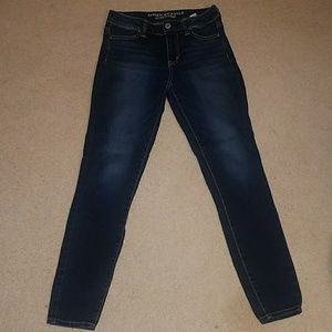 American Eagle blue jeans